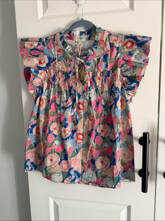 JODIFL Tops - Pink Multi Floral Ruffle Sleeve Blouse large